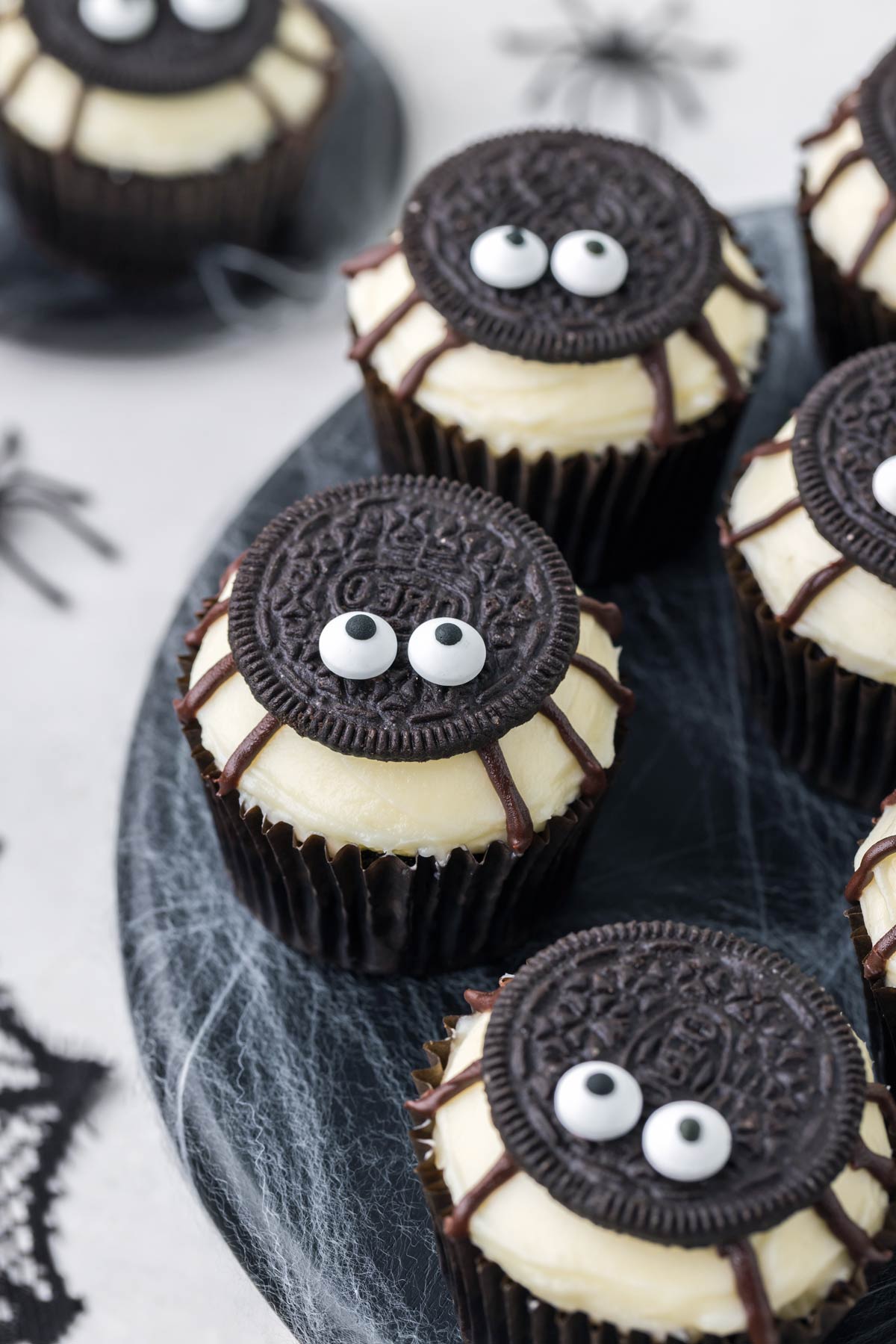 1sIb0gzlvoW8lnFhspider-cupcakes-image